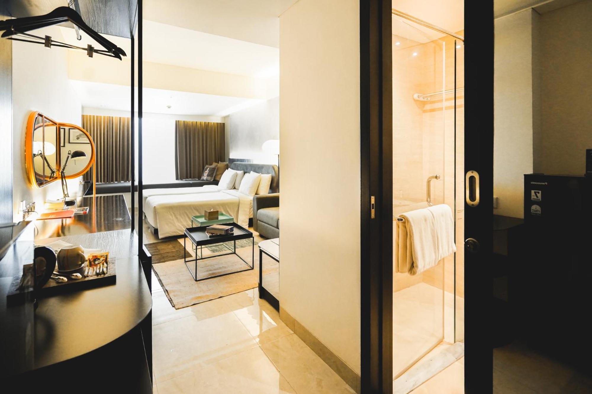 Pulang Ke Uttara Hotel Kejayan Exterior foto