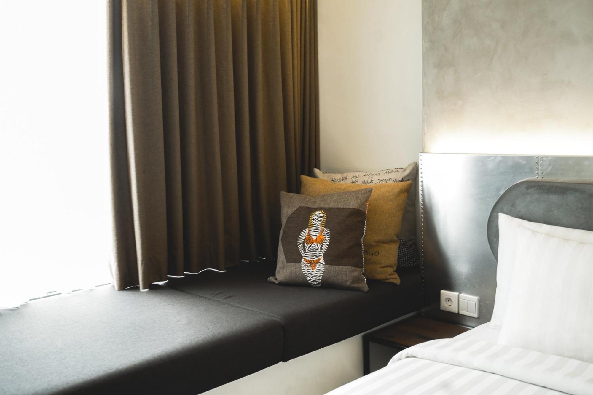Pulang Ke Uttara Hotel Kejayan Exterior foto